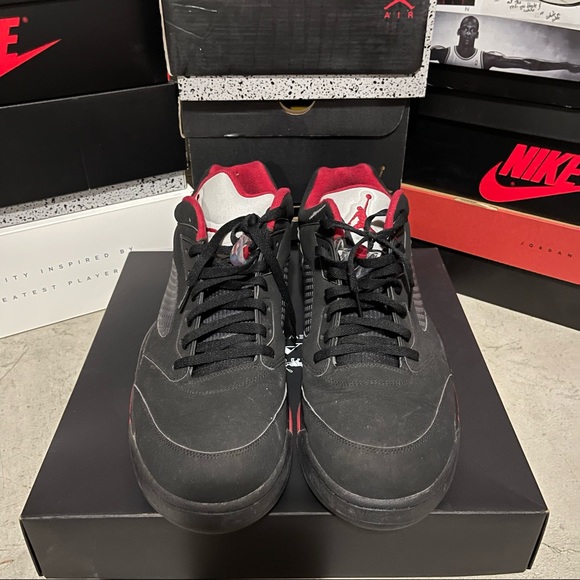 Jordan 5 retro low ‘90’s Alternate’ - Picture 6 of 6